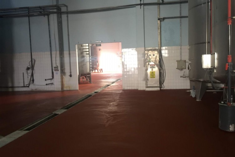 POLİÜRETAN BETON KAPLAMA