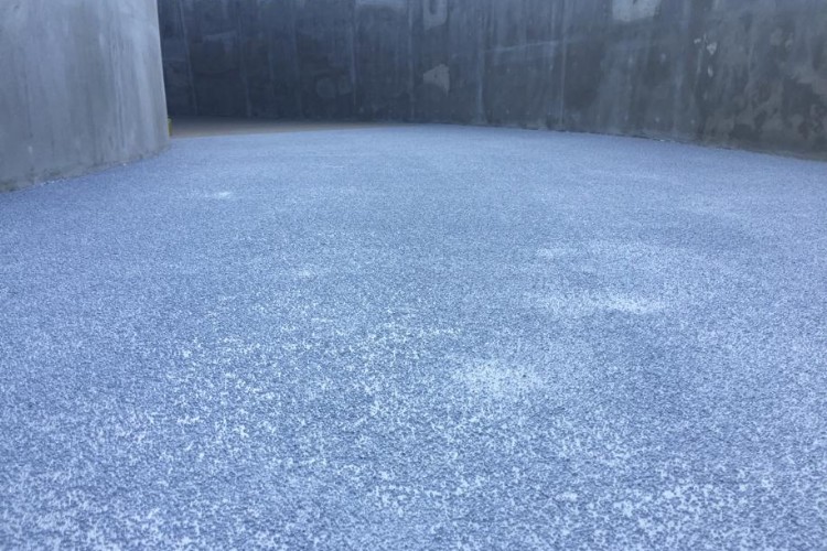 EPOKSİ KAYDIRMAZ KAPLAMA